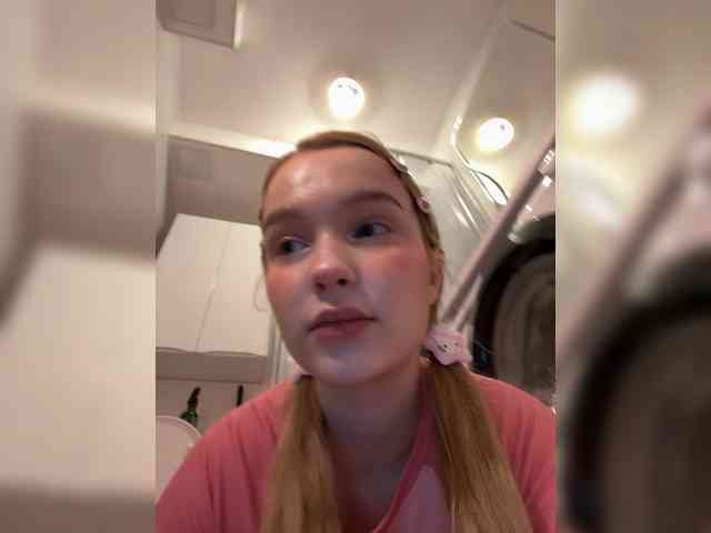 MimiMila webcam