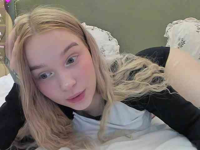 MimiMila webcam