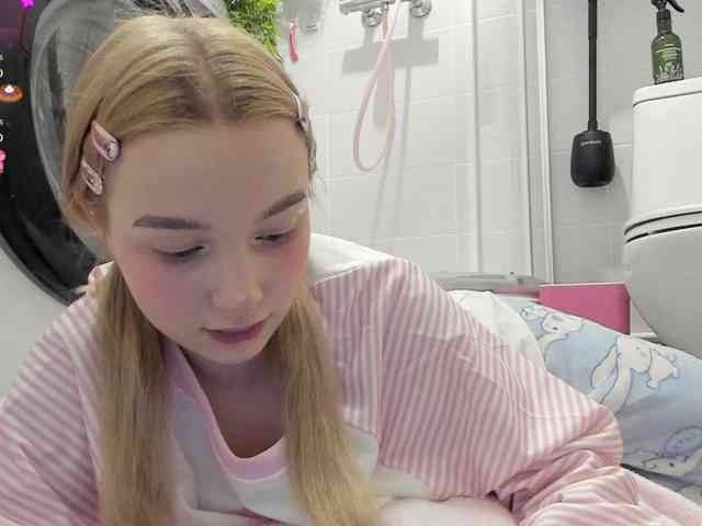 MimiMila webcam