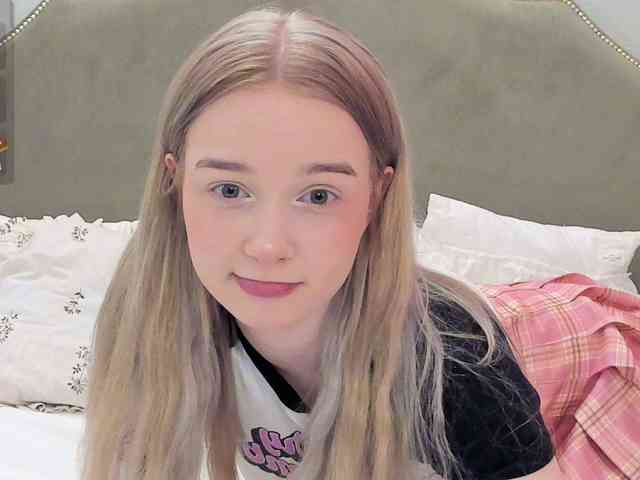 adult sex chat room MeowMia