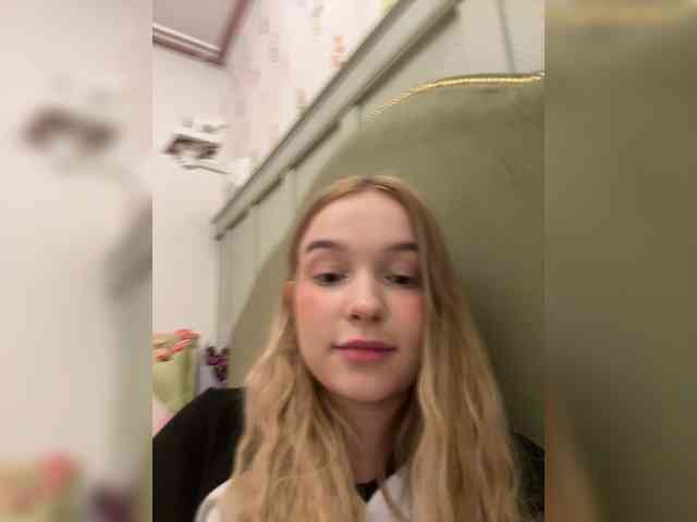 MimiMila webcam