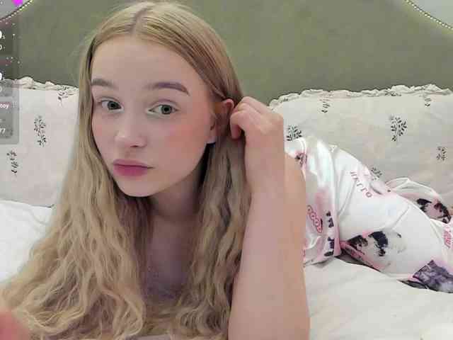 MimiMila webcam