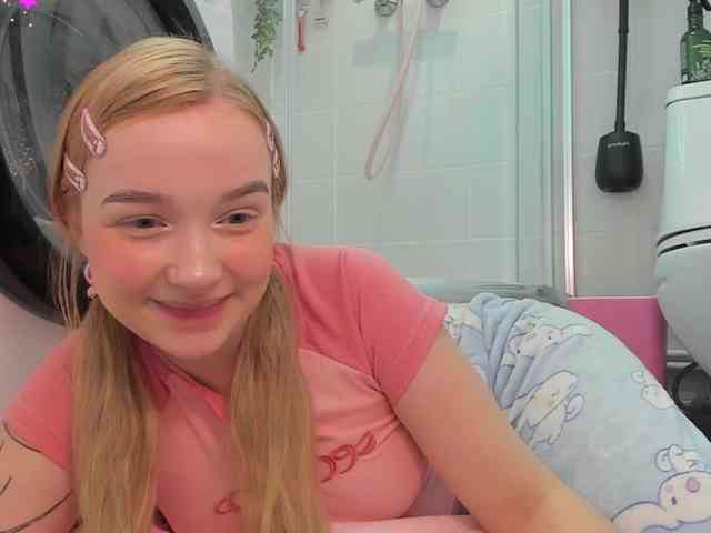 MimiMila webcam