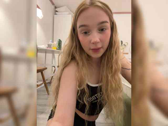 MimiMila webcam