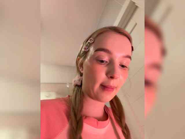 MimiMila webcam
