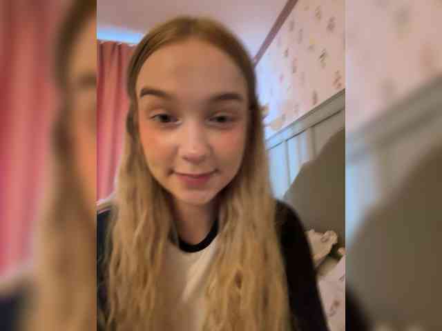 MimiMila webcam