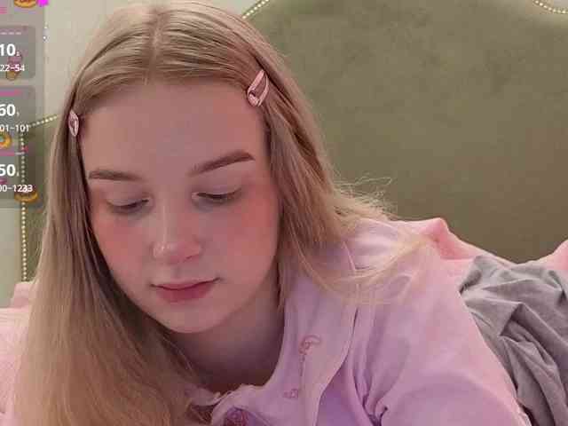 MimiMila webcam