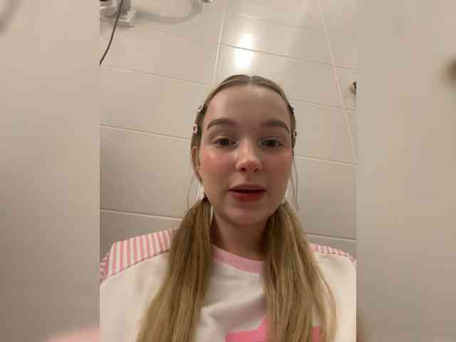 MimiMila webcam