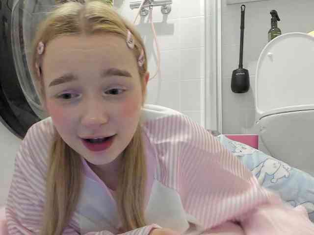 MimiMila webcam