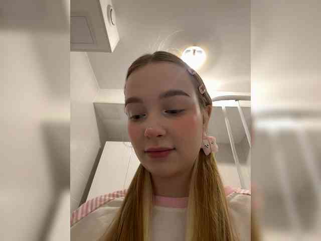 MimiMila webcam