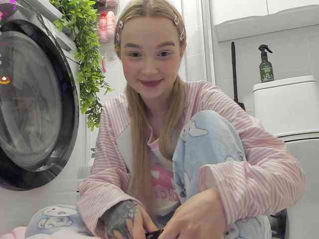 MimiMila webcam