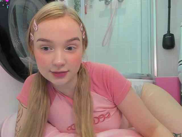 MimiMila webcam