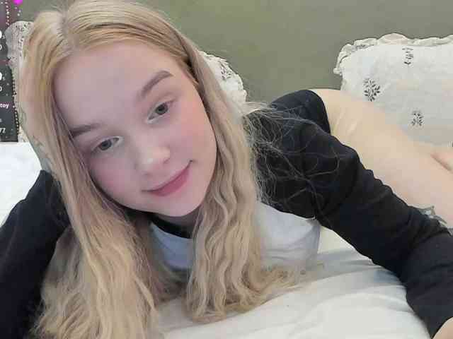 MimiMila webcam