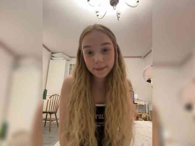 MimiMila webcam