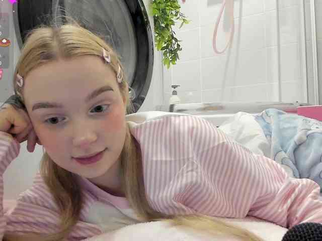 MimiMila webcam