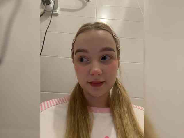 MimiMila webcam