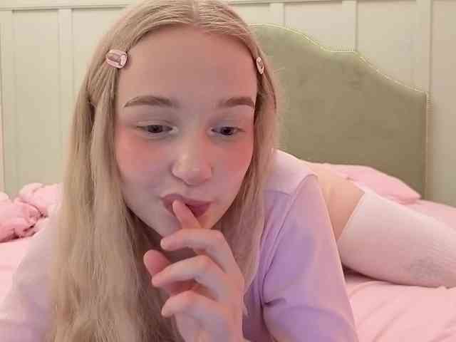 MimiMila webcam