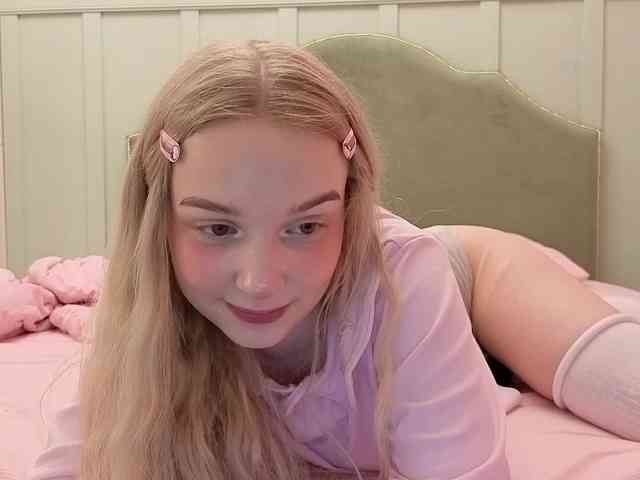 MimiMila webcam