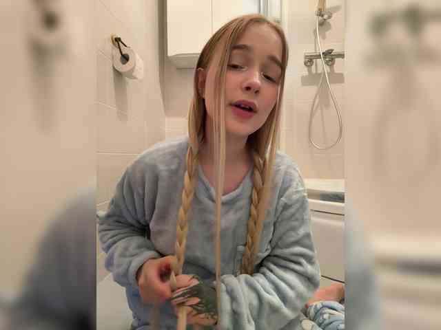 MeowMia Live Webcam on BongaCams