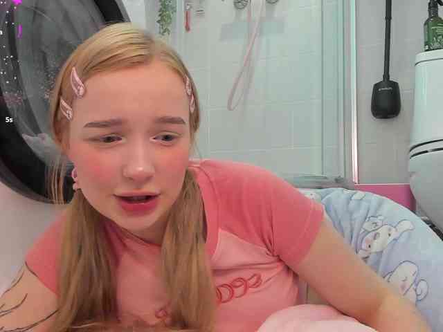 MimiMila webcam