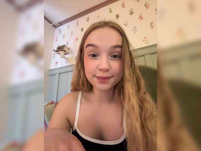 MimiMila webcam