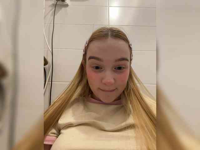 MimiMila webcam