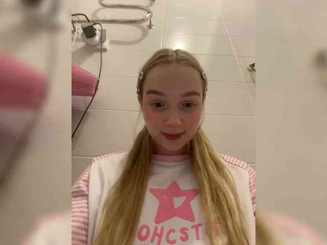 MimiMila webcam