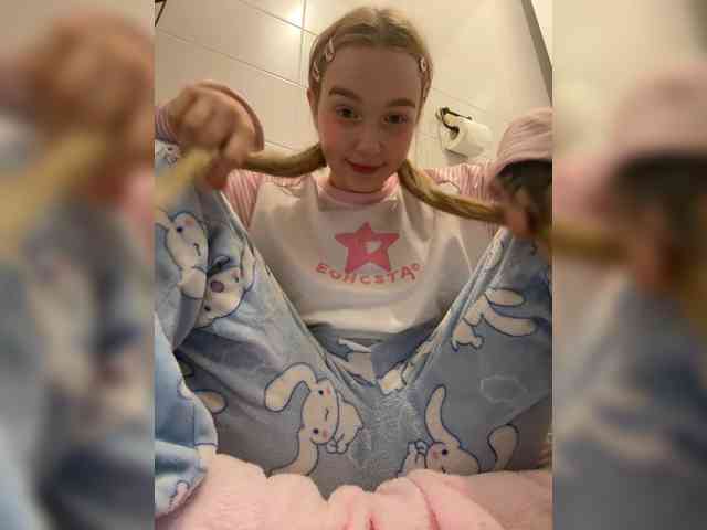 MimiMila webcam