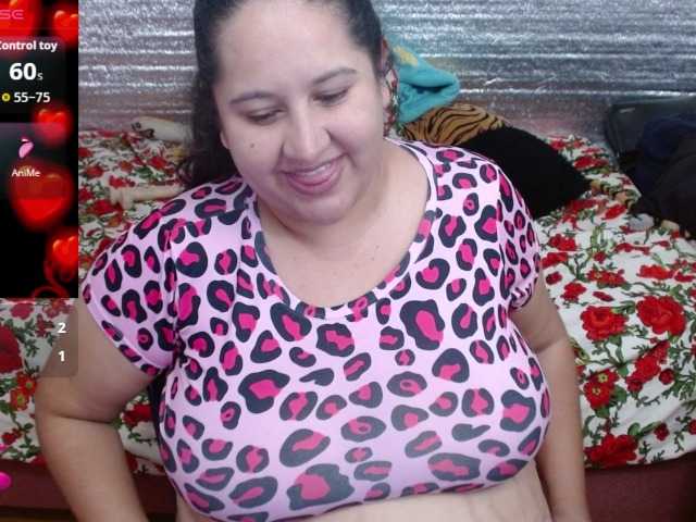 emilynessa live cam preview
