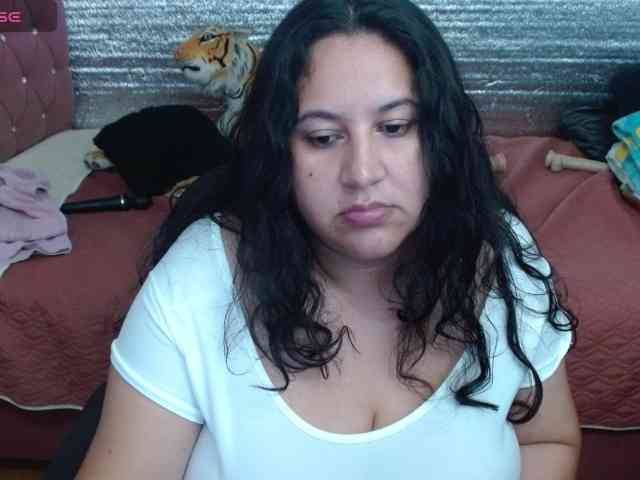 emilynessa webcam