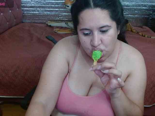 emilynessa webcam