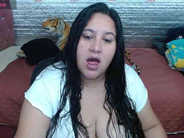 emilynessa webcam