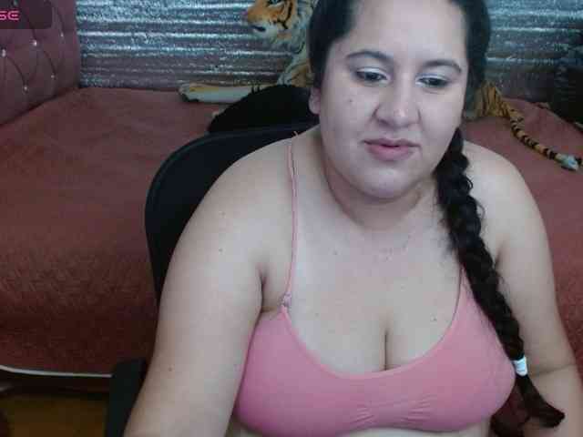 emilynessa webcam