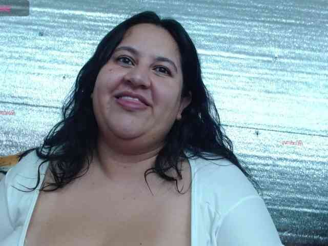 emilynessa webcam