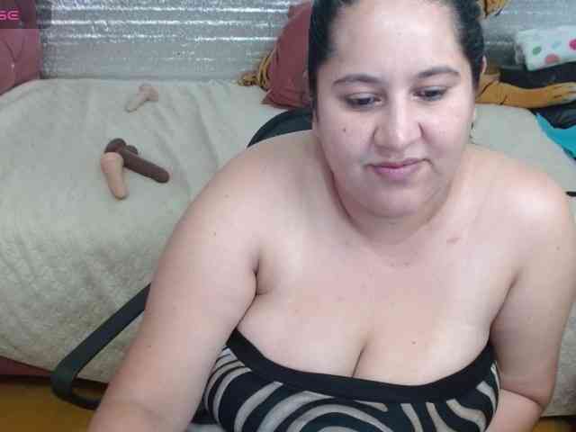 emilynessa webcam