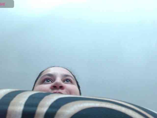 emilynessa webcam
