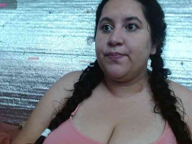 emilynessa webcam