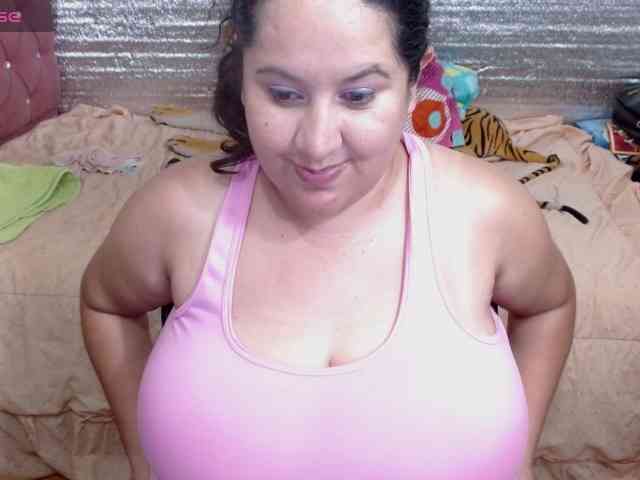emilynessa webcam