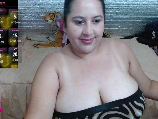 emilynessa webcam
