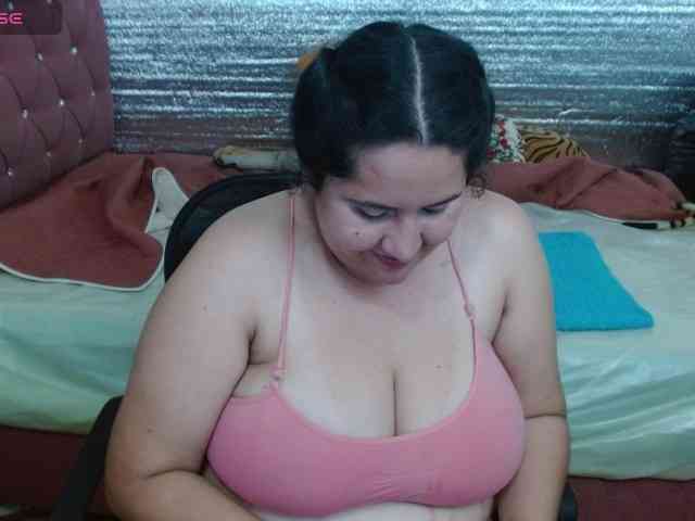 emilynessa webcam