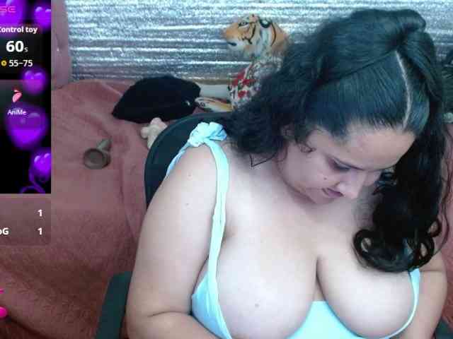 emilynessa webcam