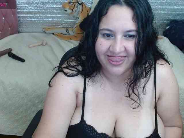 emilynessa webcam