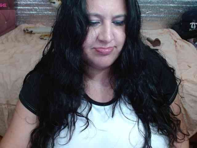 emilynessa webcam