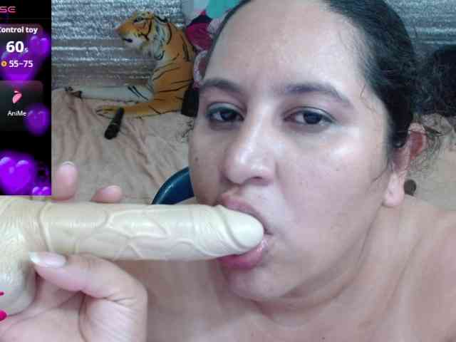emilynessa webcam