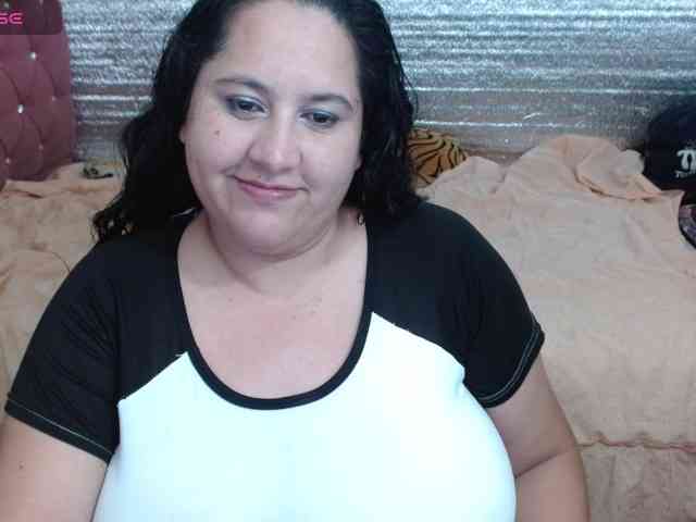 emilynessa webcam