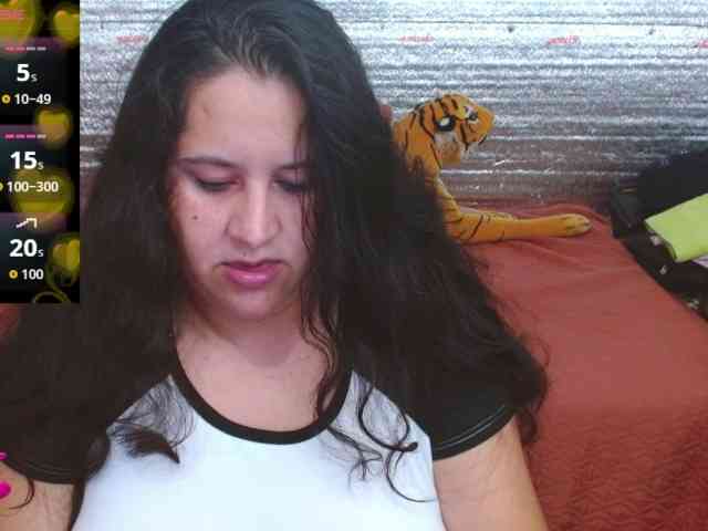 emilynessa webcam