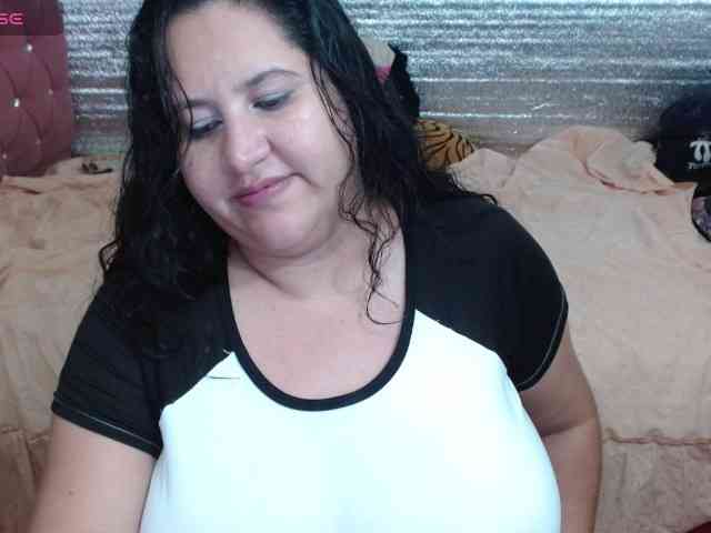 emilynessa webcam