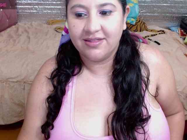 emilynessa webcam
