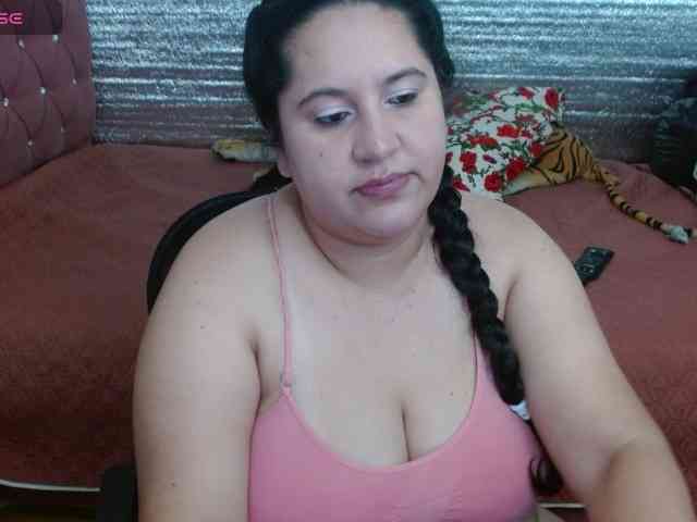 emilynessa webcam