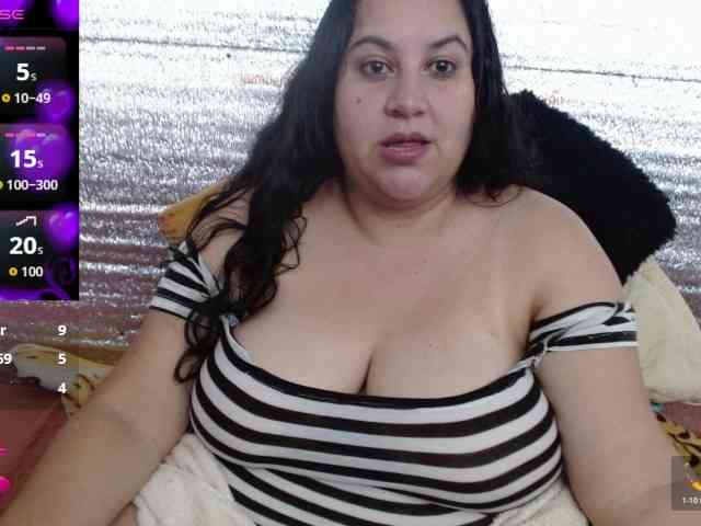 emilynessa webcam